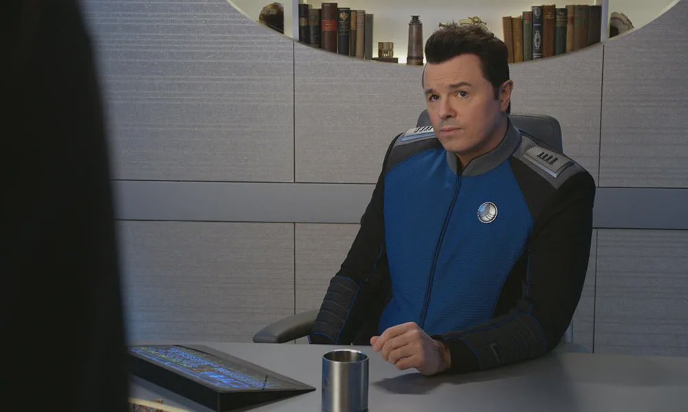 Seth MacFarlane deelt groot nieuws over 'The Orville' en kondigt muzikale oudejaarsavond aan