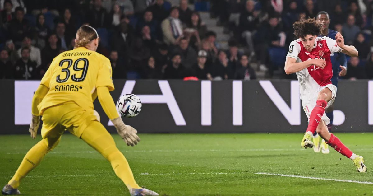 PSG-pelaajat surevat virhettään Monacoa vastaan