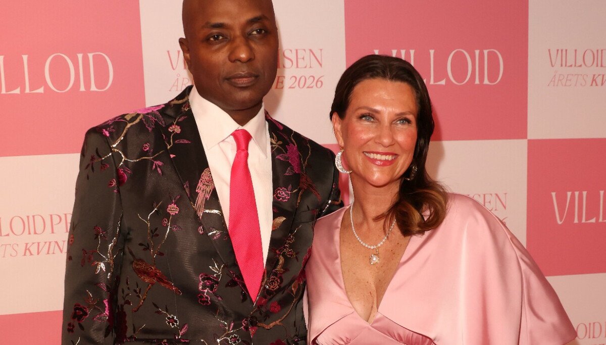 La principessa Märtha Louise indossa un abito Villoid durante la cerimonia di premiazione