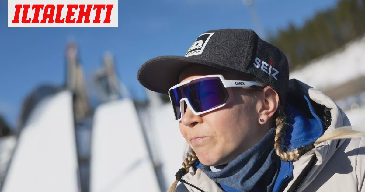 جوليا كيكانين في كأس العالم للقفز بالتزلج