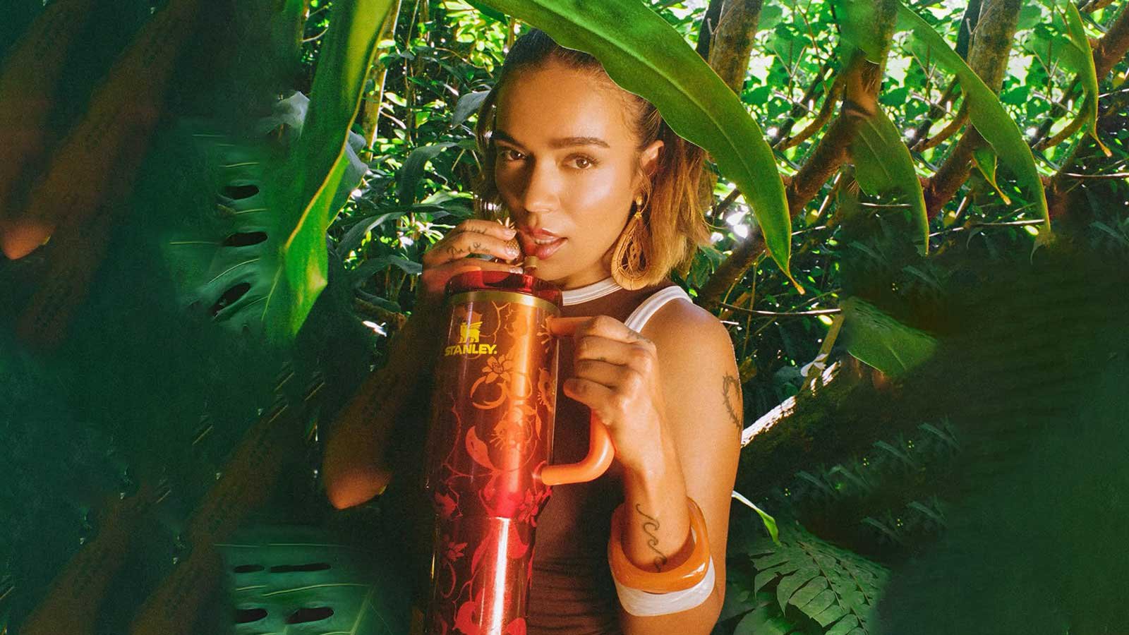 Colección Karol G x Stanley La Tropicuqueta