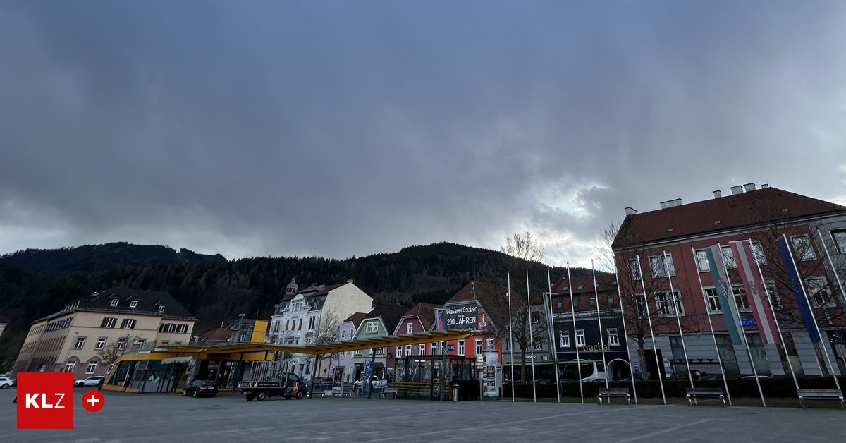 غيوم عاصفة في سماء ستيريا