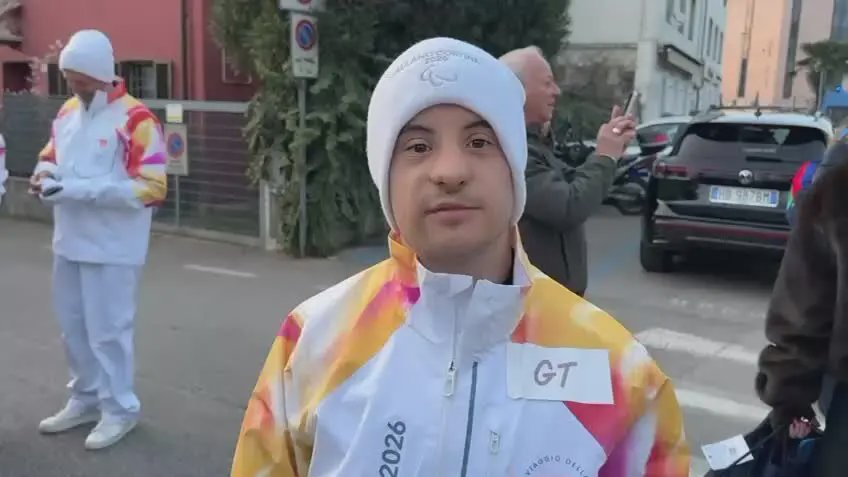 パドヴァを進むパラリンピックの炎