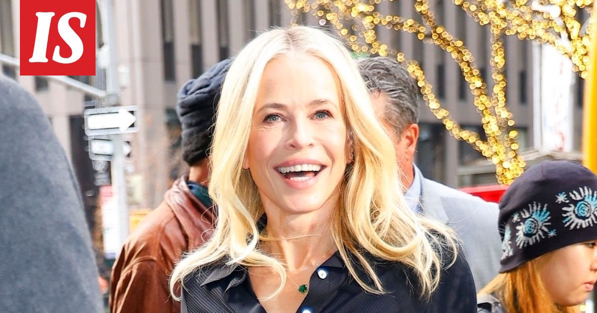 Chelsea Handler in der Landschaft Lapplands