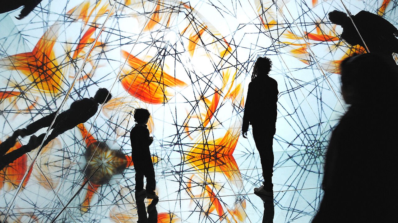 某主要誌の表紙：「意識の神秘を解く」