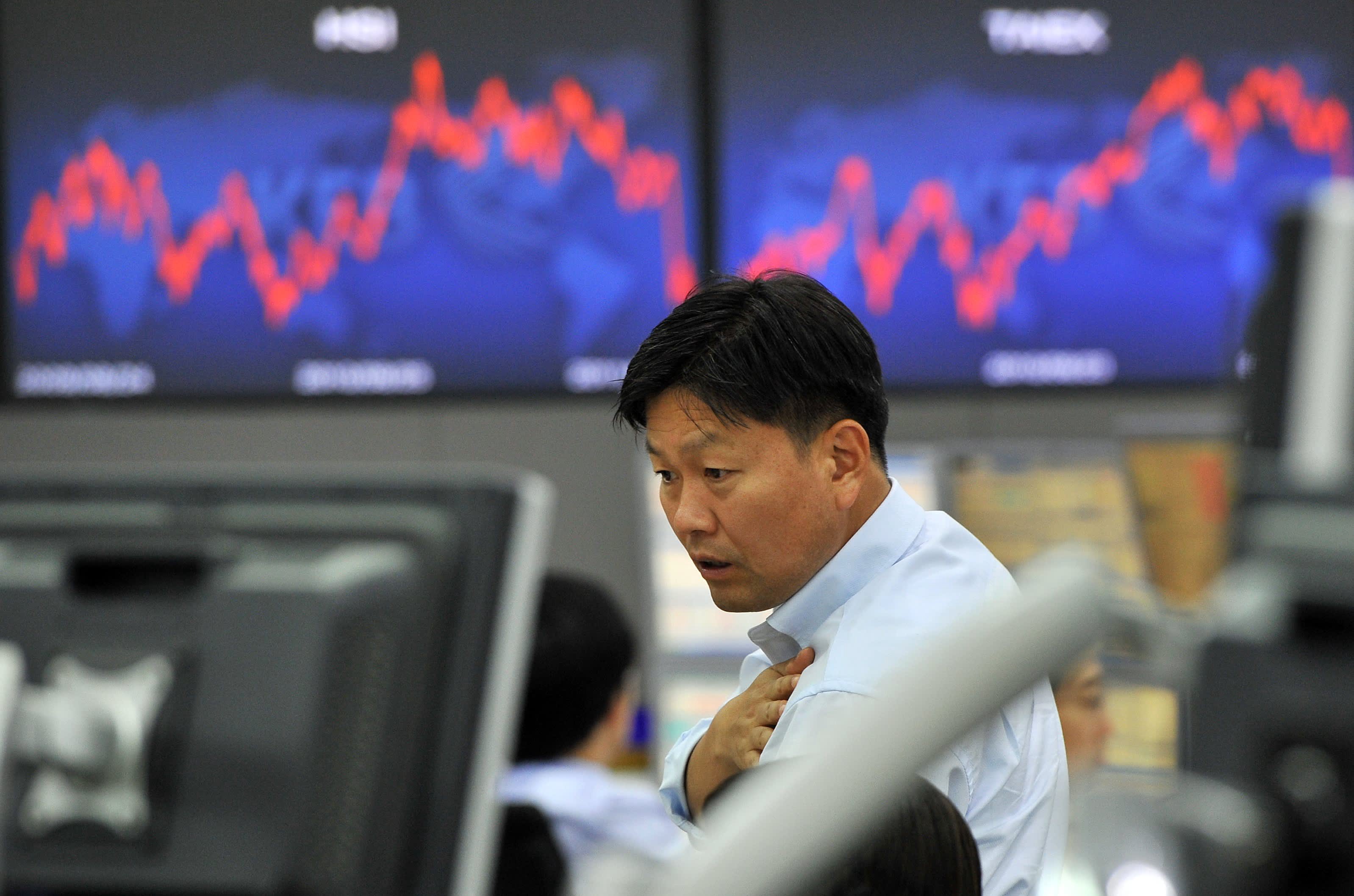 South Korea: Between the Won's Volatility, a Consumption Boom, and Football Fever