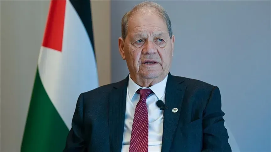 지지자들에게 연설하는 이타마르 벤-그비르