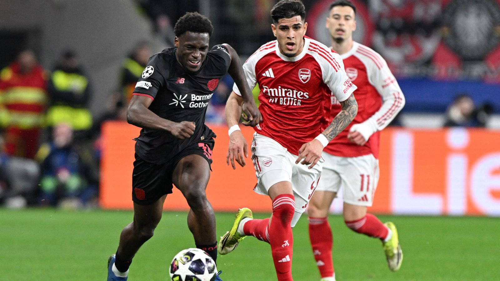 استعراض مباراة أرسنال ولايفركوزن في دوري أبطال أوروبا