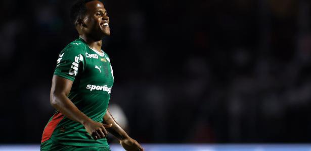 Jhon Arias feirer mål for Palmeiras mot São Paulo