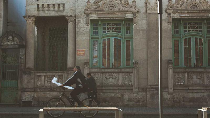 Harmonious relationship between a domestic helper and a Taiwanese family