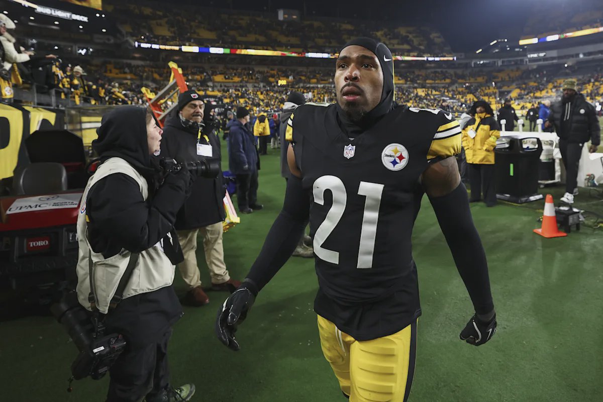 Chuck Clark Detroit Lions