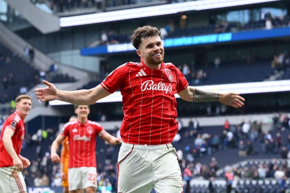 Neco Williams i aktion for Nottingham Forest