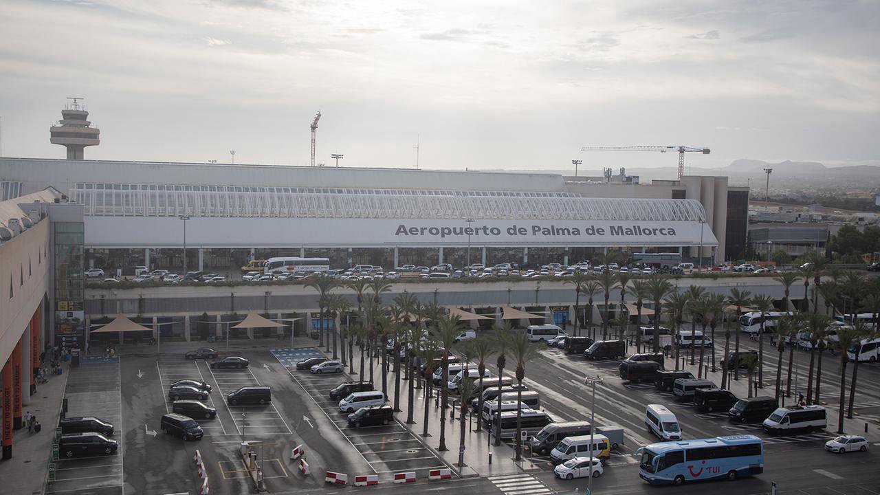 Stranded travellers at Palma de Mallorca airport due to strikes