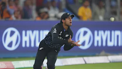 Suryakumar Yadav verlässt nach einem Golden Duck im Finale der T20-Weltmeisterschaft 2026 den Platz