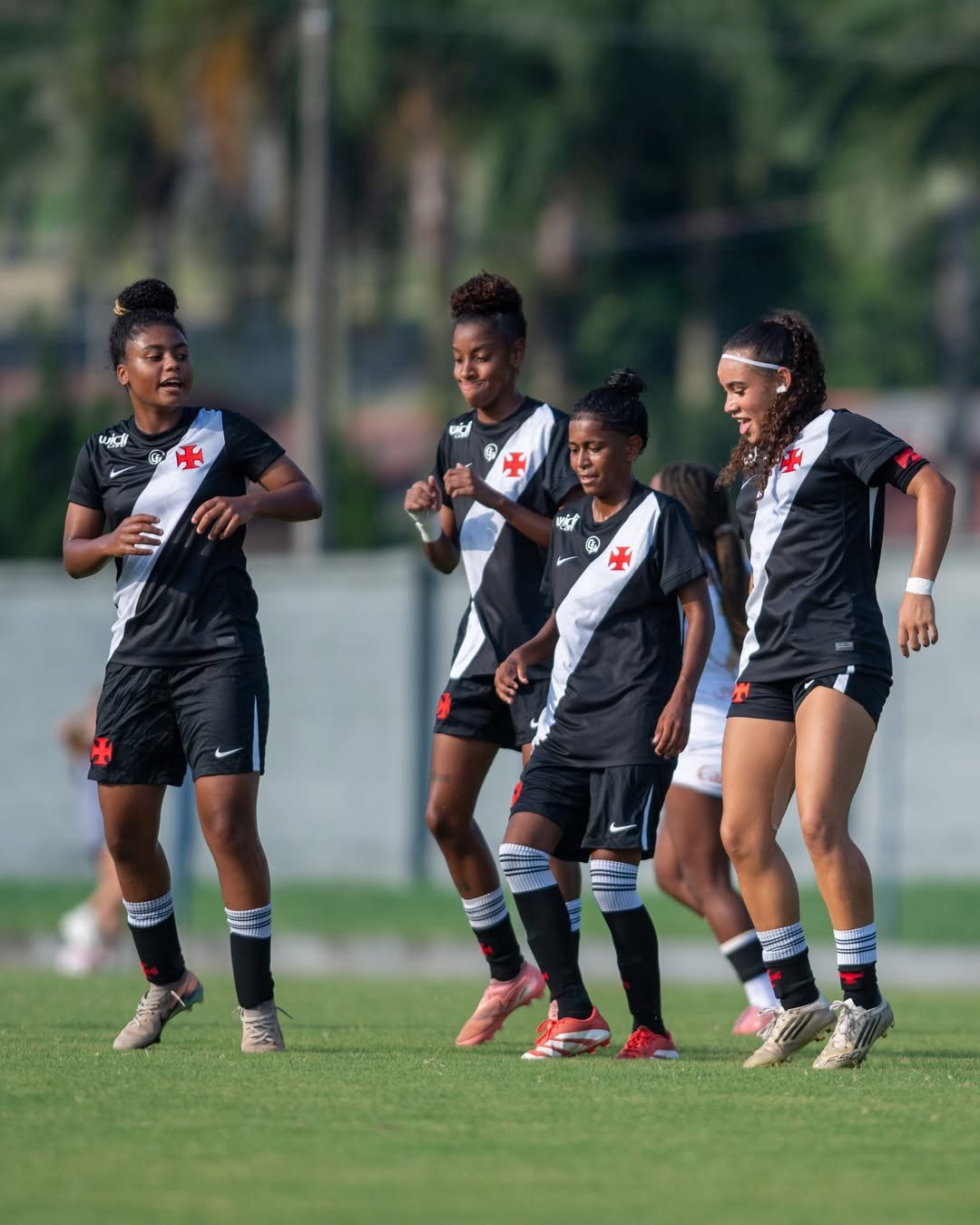 Atleta del Santos Feminino en acción durante el partido