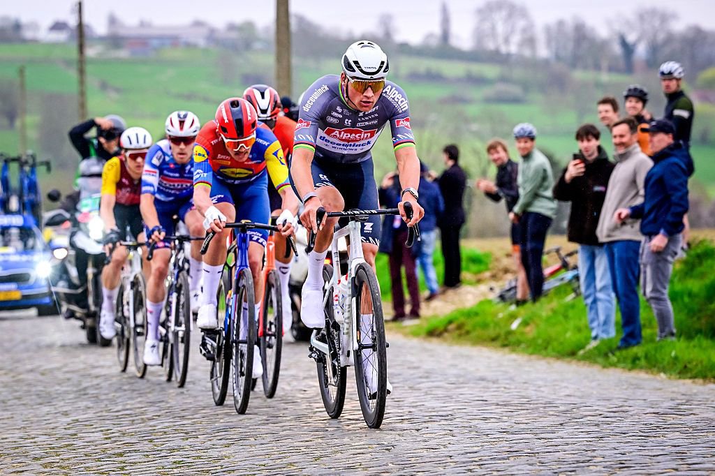 Mathieu van der Poel in action during the E3 Saxo Classic 2026