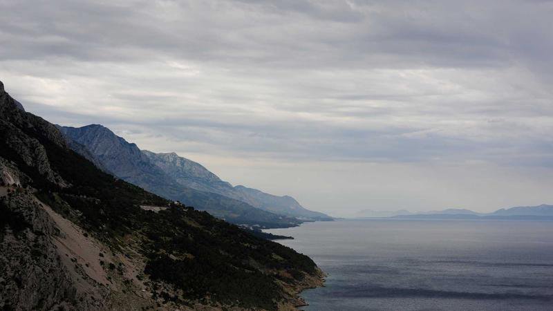 Junalippuvaraussovelluksen kansikuva