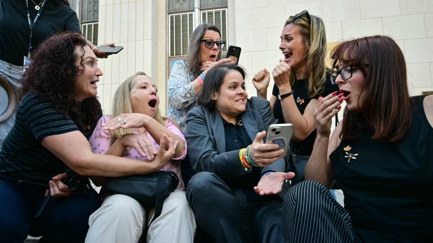 Meta stock price volatility on display