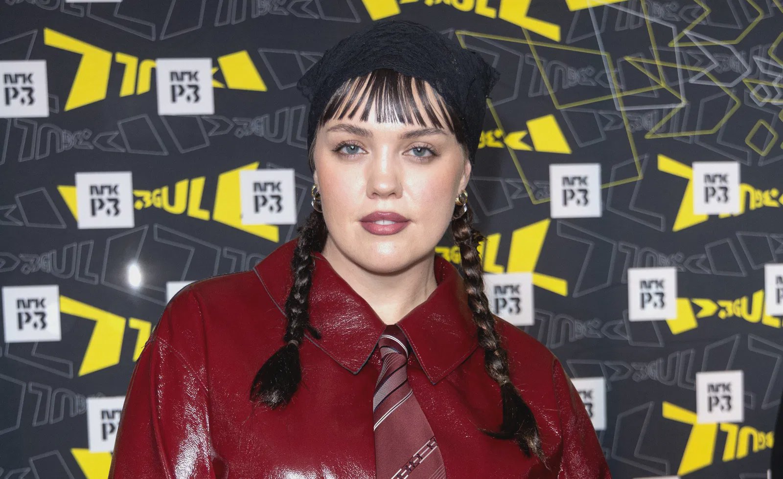 Malin Nesvoll montre son ventre