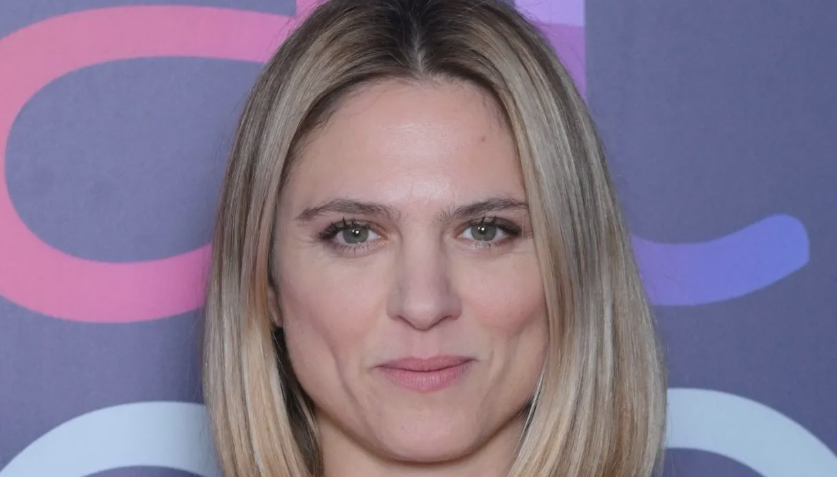 Brenda Lodigiani smilende i nærbilde