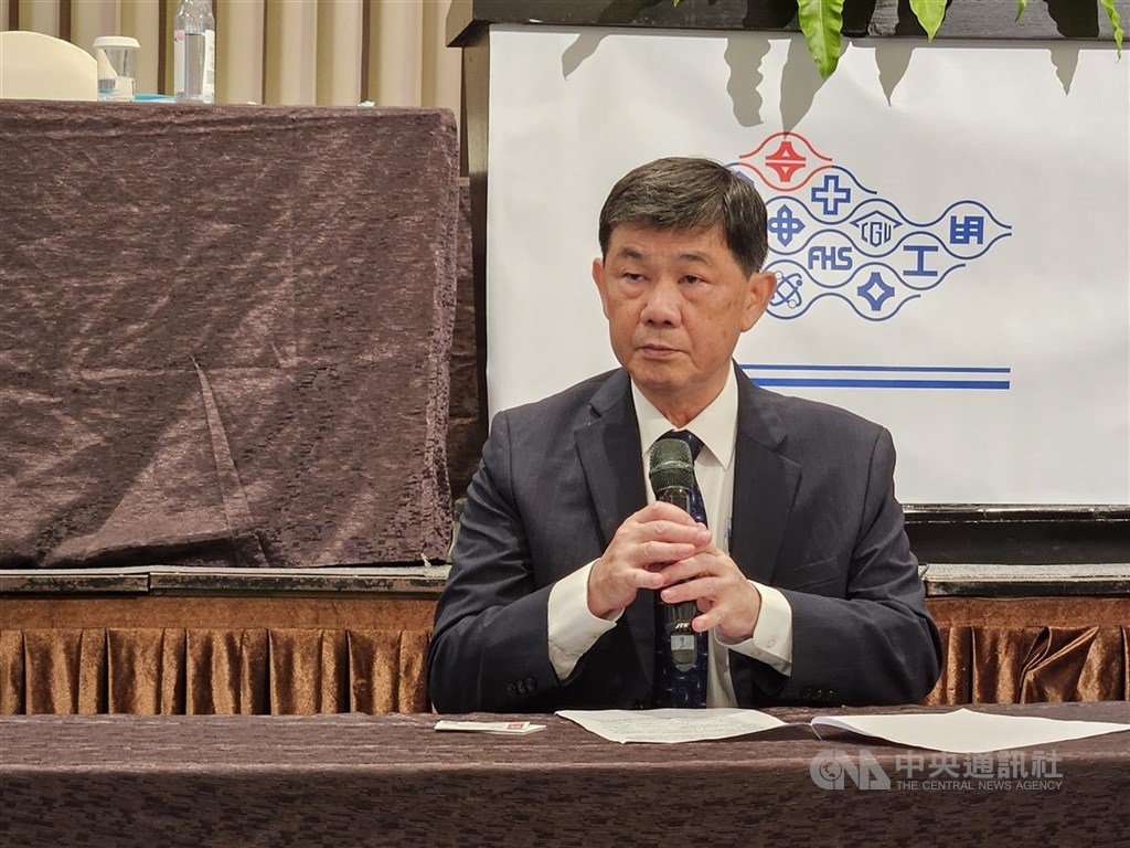 Il crollo del prezzo del petrolio colpisce l'industria petrolchimica globale. Nella foto, impianti di una raffineria.