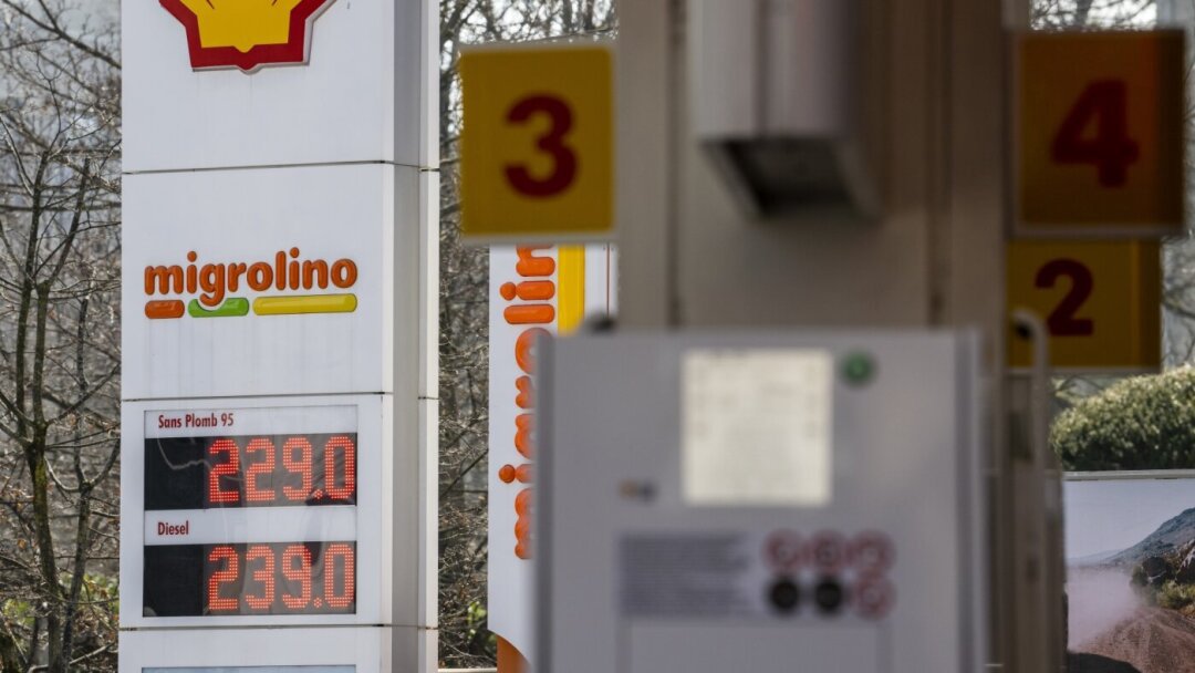 Prezzo della benzina a un distributore svizzero