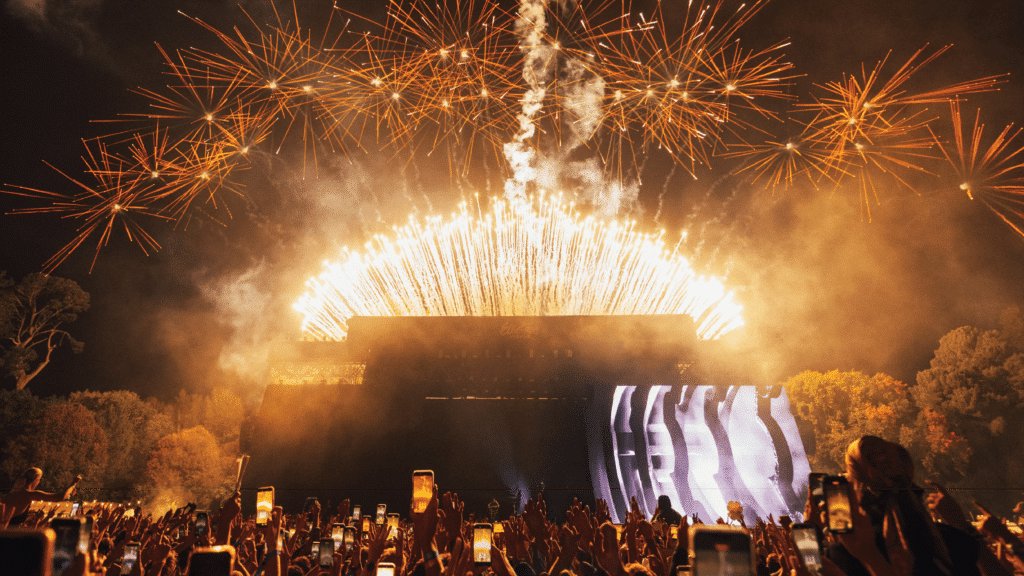 ملصق تشكيلة مهرجان إلكتريك أفينيو 2027