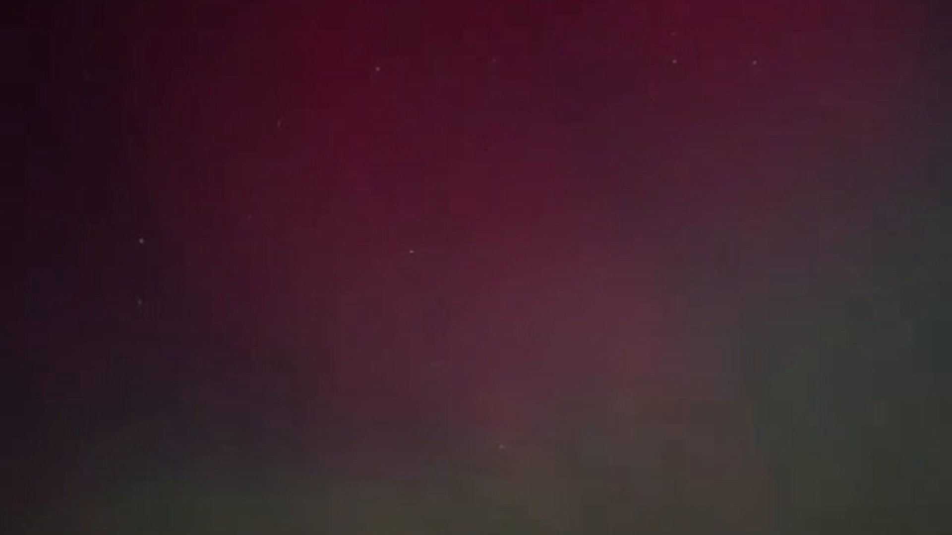 Noorderlicht boven landschap