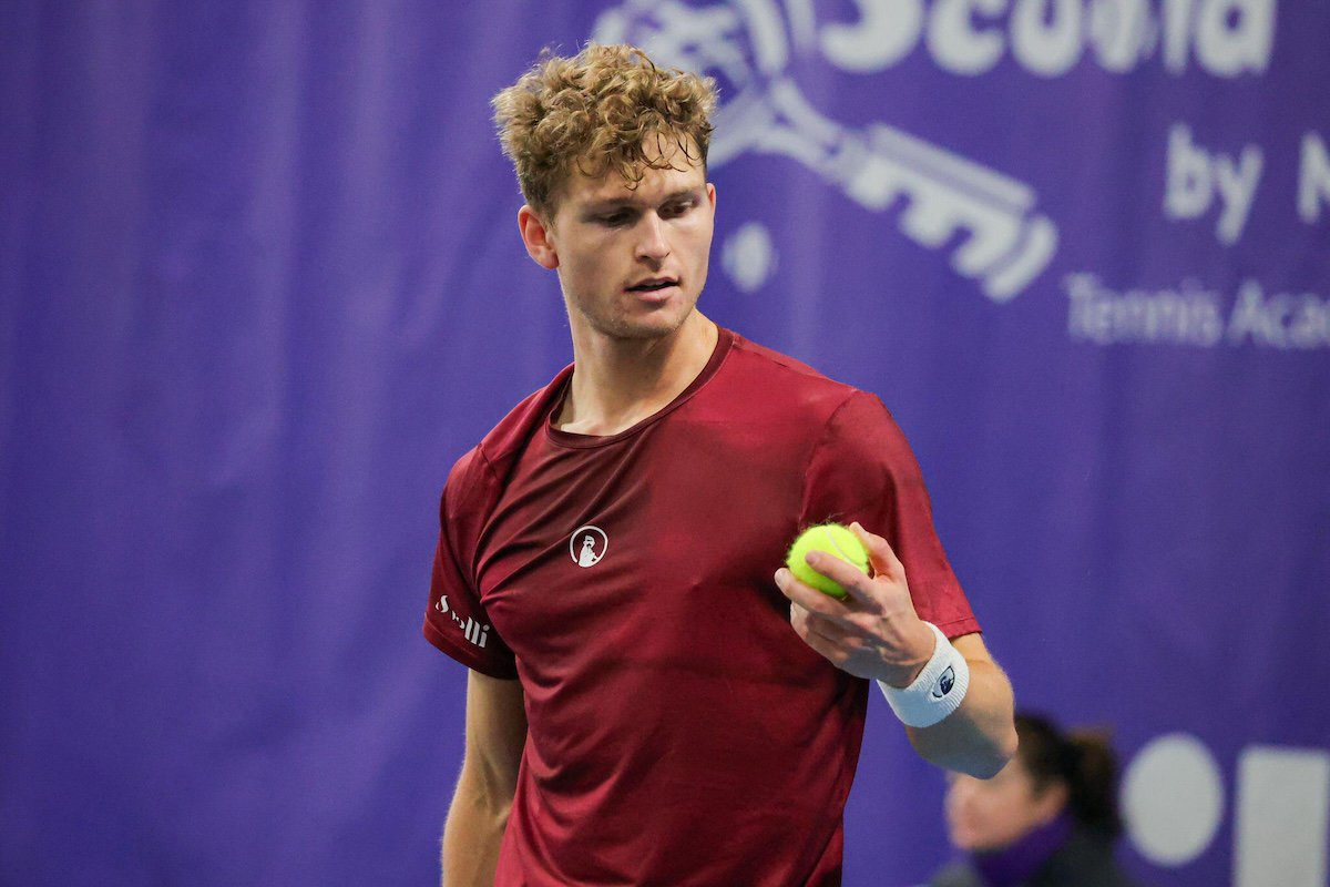August Holmgren in action during his match in Cherbourg