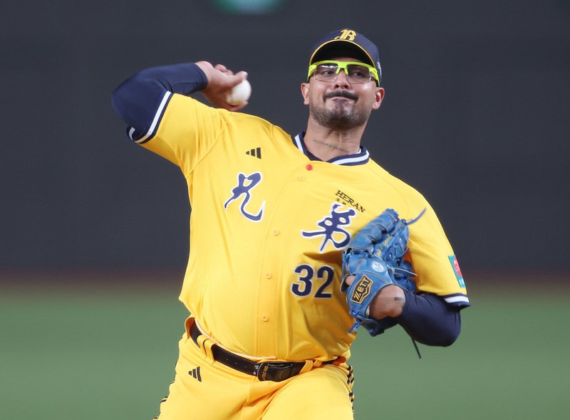Match d'ouverture de la CPBL : Ciro Rojas, lanceur des Brothers de Chinatrust