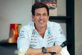 Toto Wolff under et pressetreff i 2023