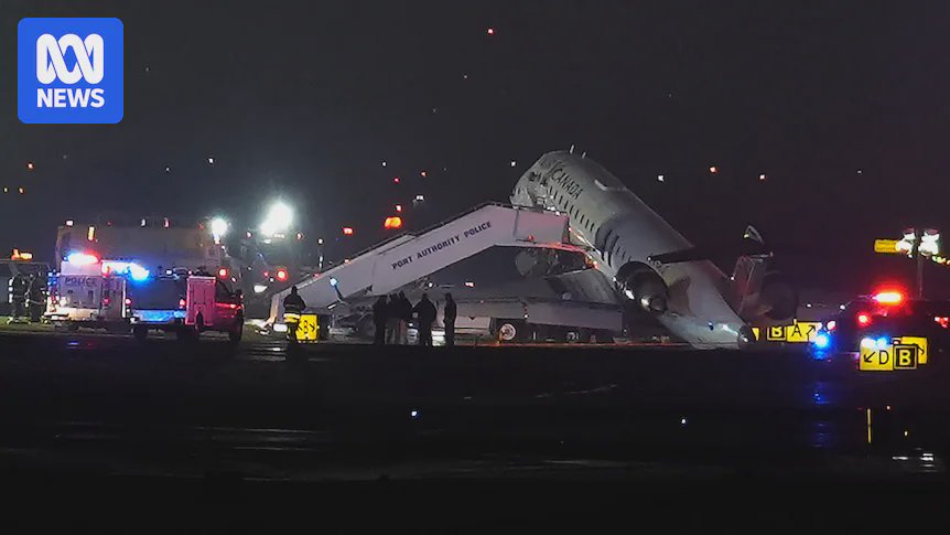 에어캐나다 사고 이후 라과디아 공항에 배치된 긴급 차량들