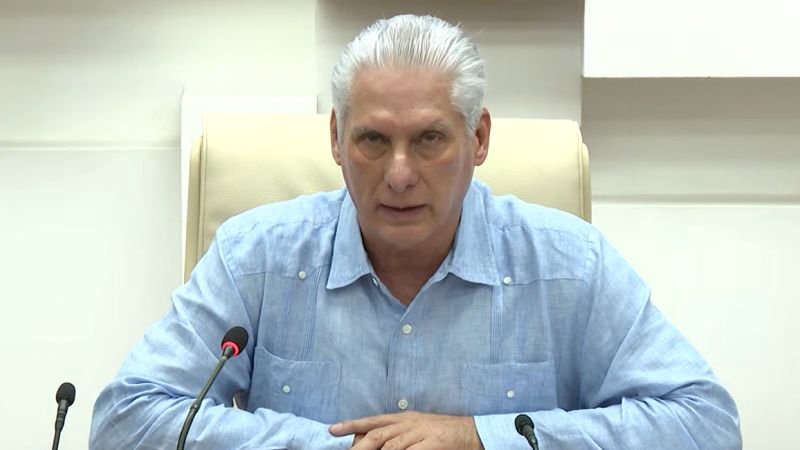 『Caos』ツアーでステージに立つMiguel