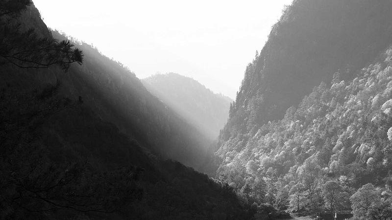 高海寧泳裝封面圖